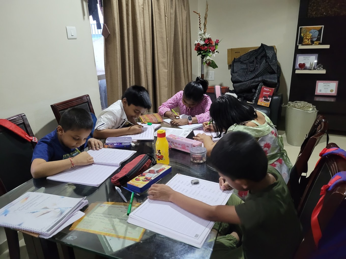 Vivitsa Handwriting Academy 4